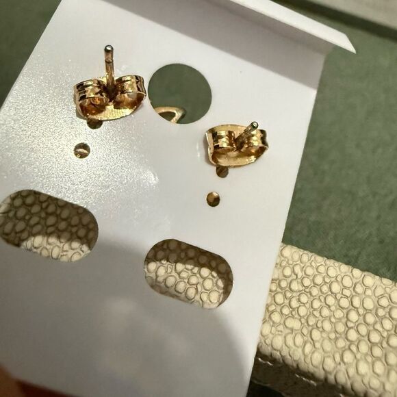 GOLDEN SWAN CRYSTAL STUD EARRINGS – WOMEN’S ELEGANT STATEMENT JEWELRY - Picture 7 of 17